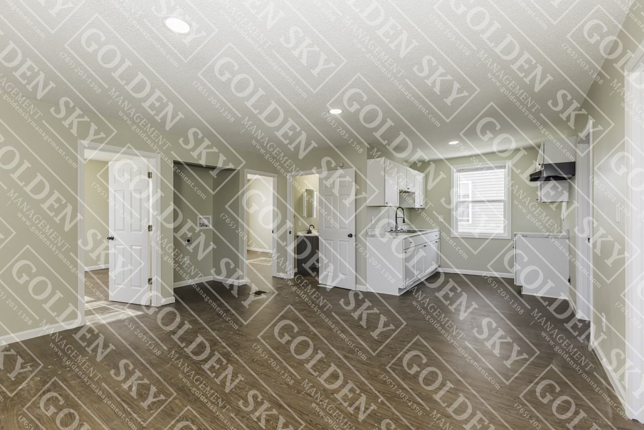 1010 West Rex Street - Unit 2 - Photo 3 of 9