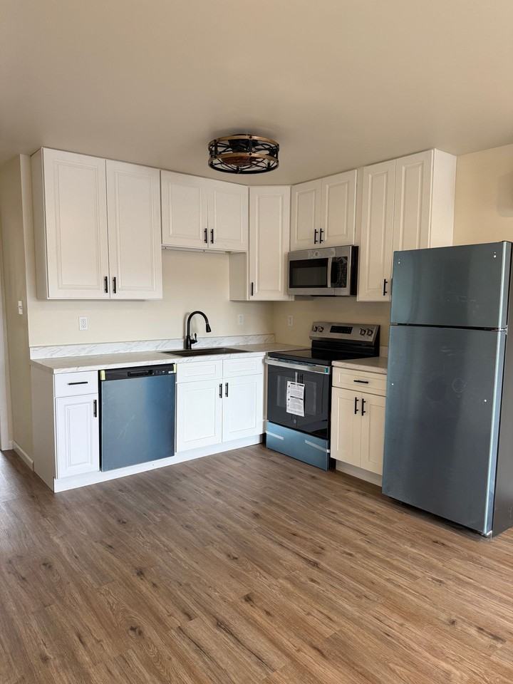 309 Main Street - Photo 3 of 9