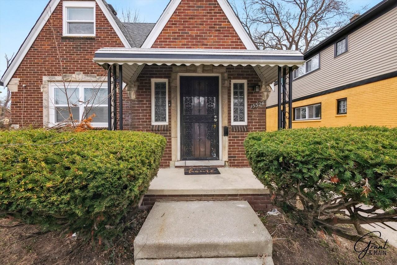 15324 Murray Hill St - Photo 2 of 24