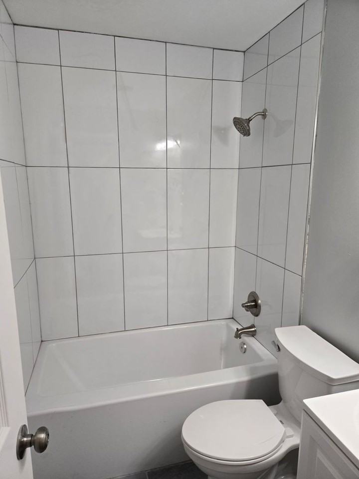 1014 Bratton Ave - Photo 3 of 10