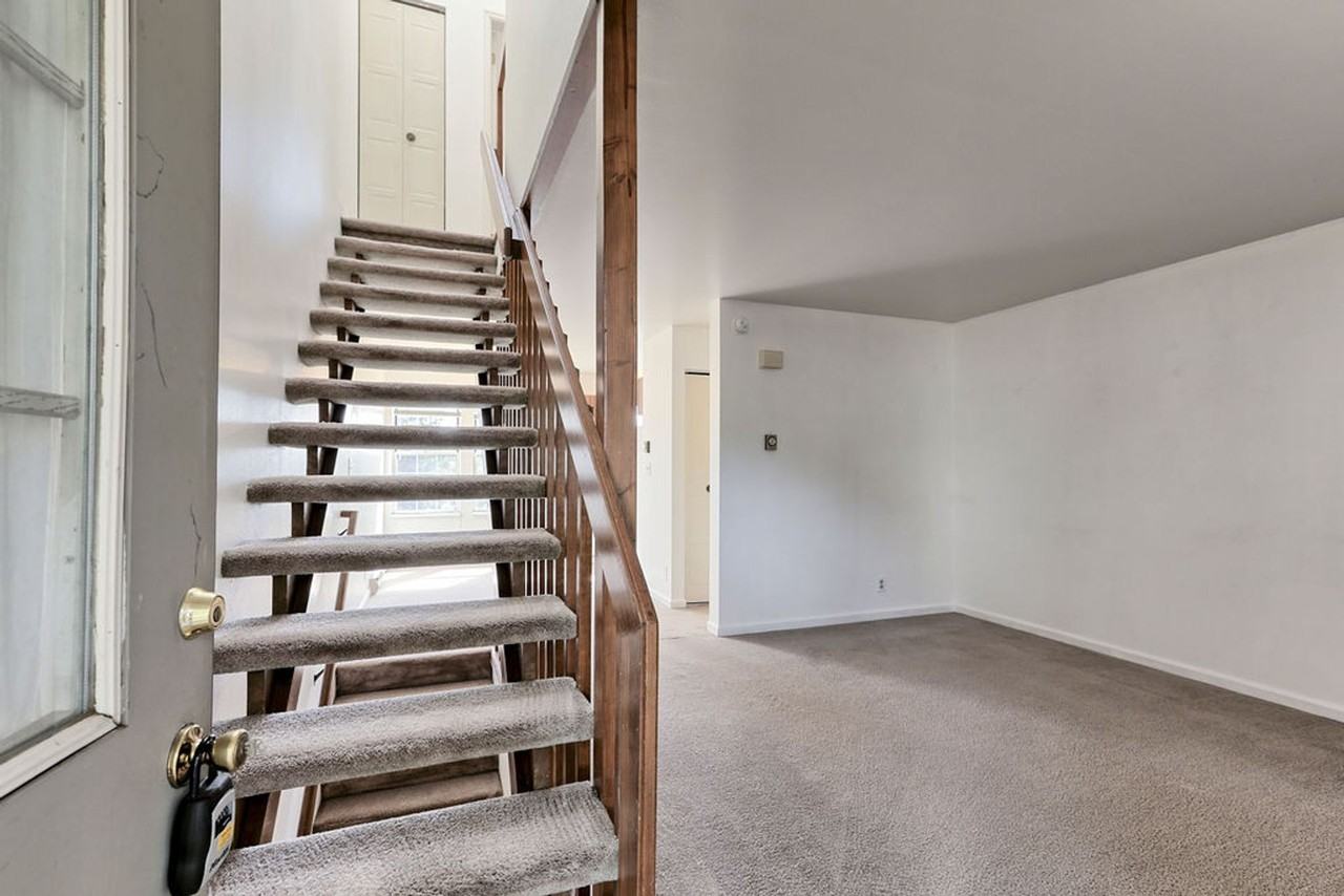 3200 Azalea Dr Apt S5 - Photo 7 of 45