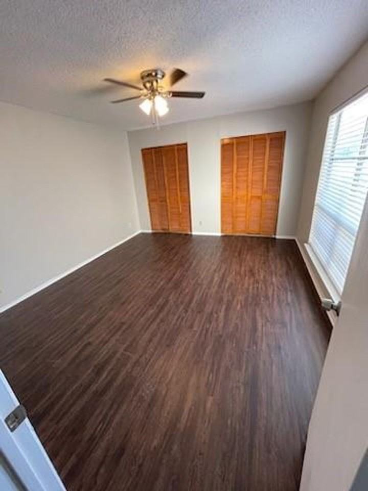 1728 Timber Ridge Dr - Photo 3 of 9