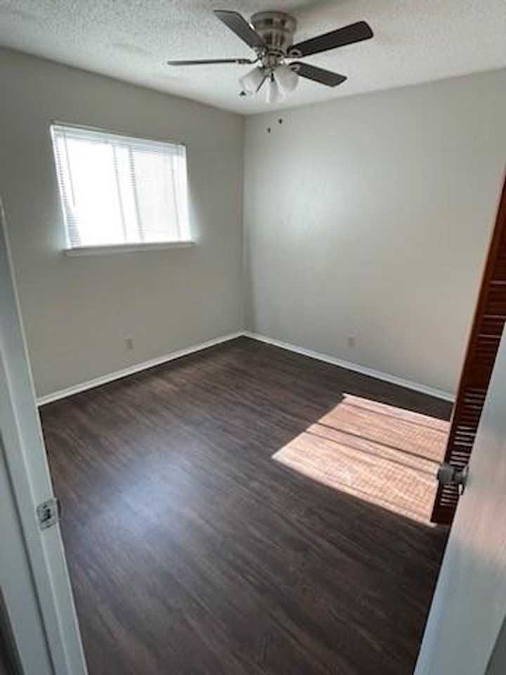 1728 Timber Ridge Dr - Photo 5 of 9