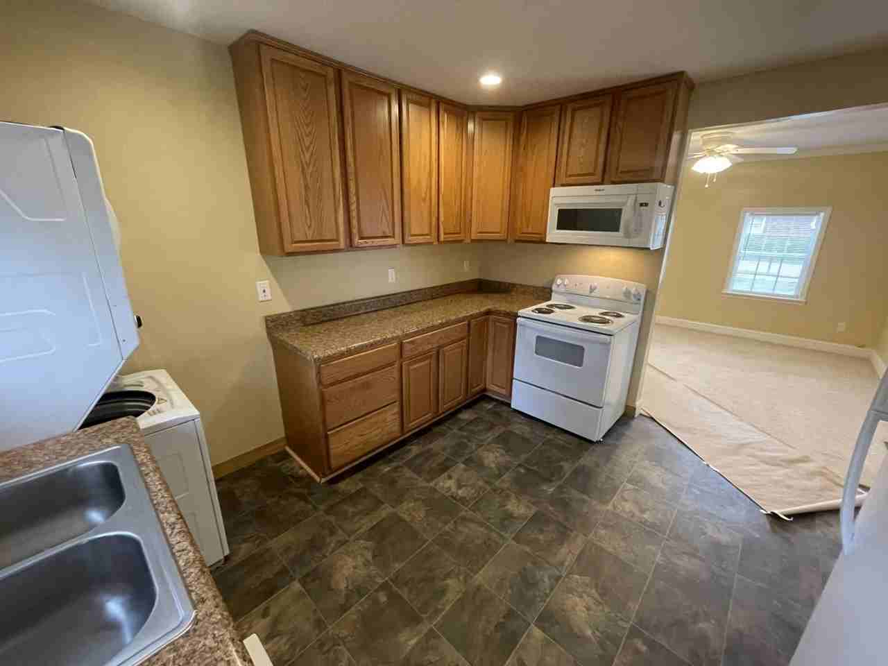107 N Wakefield St - Photo 5 of 14
