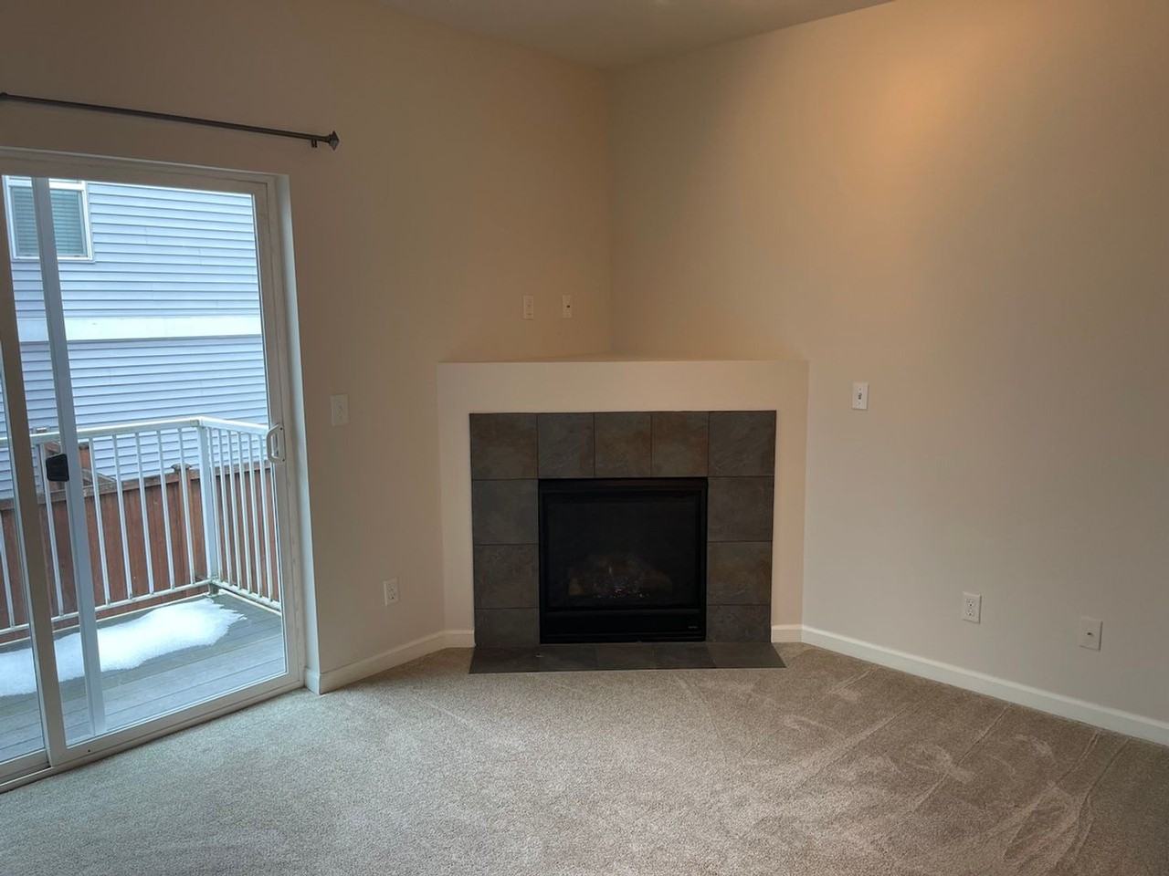 12608 3rd Ave Se #A - Photo 3 of 27