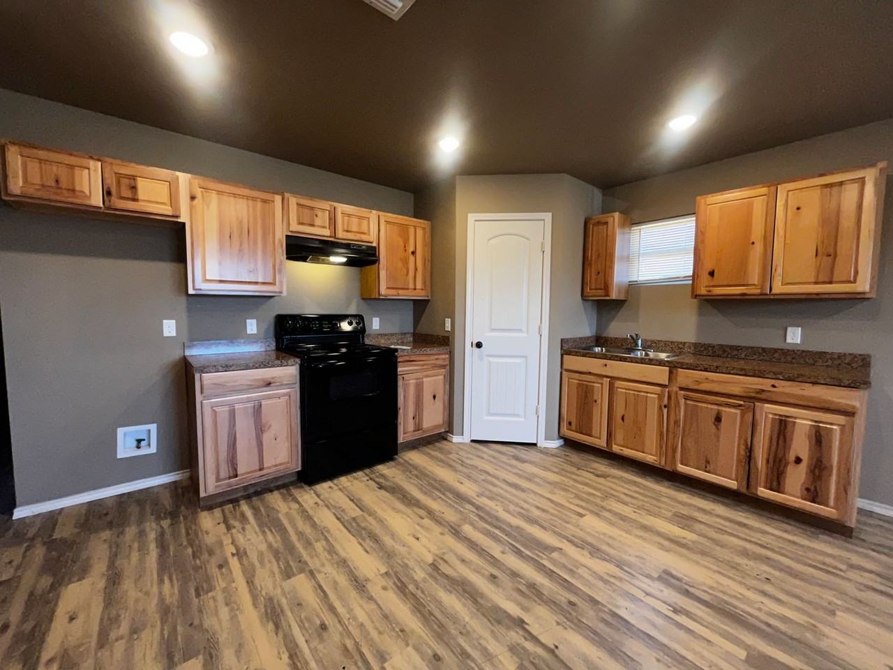 3614 E 3rd St - Photo 3 of 10