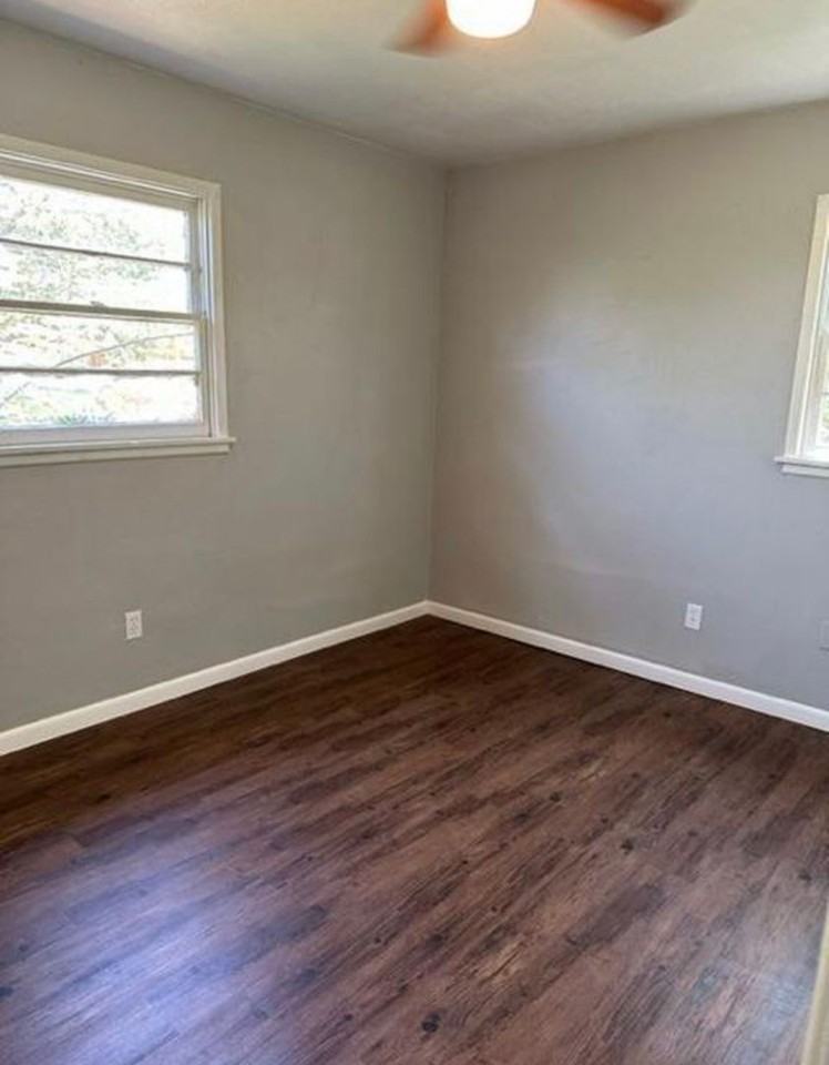 3305 E Colgate St - Photo 6 of 14