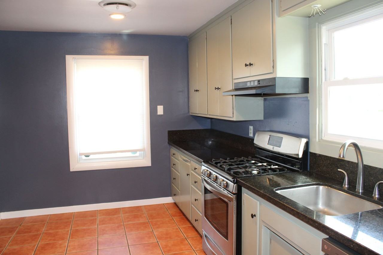 3460 Marjorie Way - Photo 2 of 24