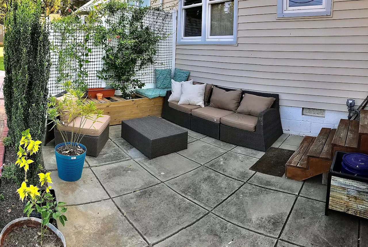 2340 Bernard St - Photo 2 of 13
