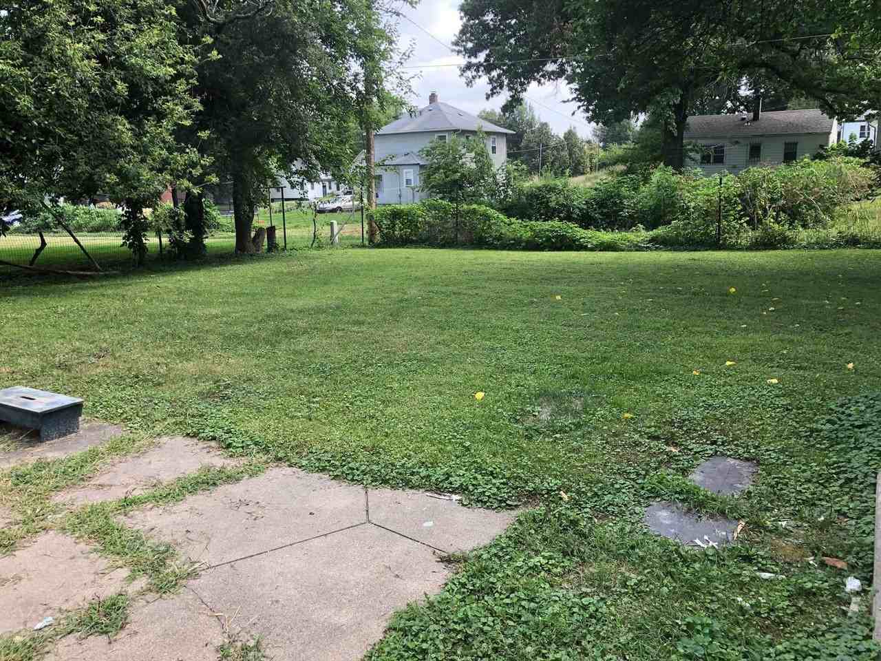 3947 N 41st St - Photo 5 of 19