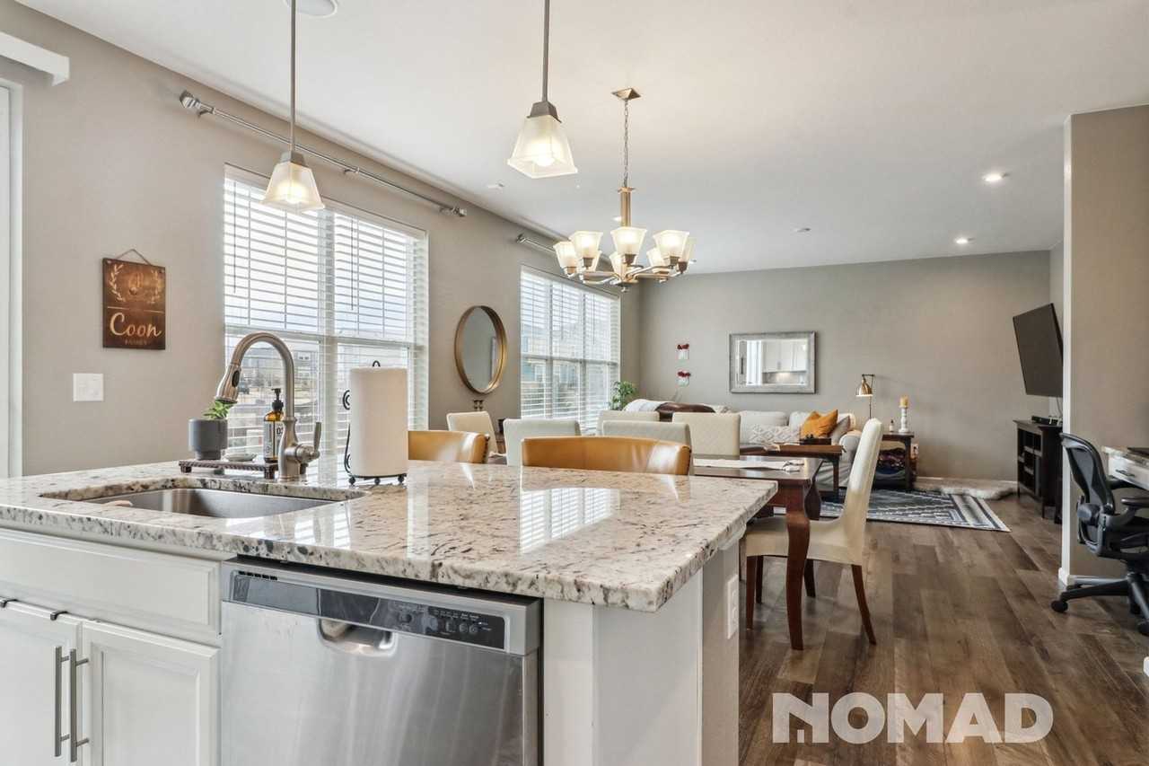 15993 E Otero Cir - Photo 5 of 25