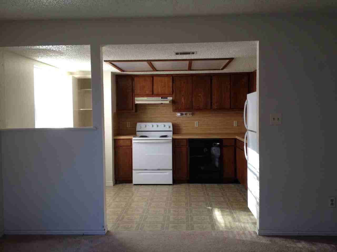 232 Craddock Ave - Photo 4 of 13