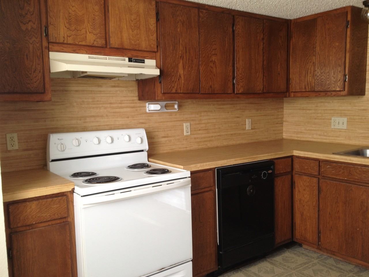 232 Craddock Ave - Photo 5 of 13