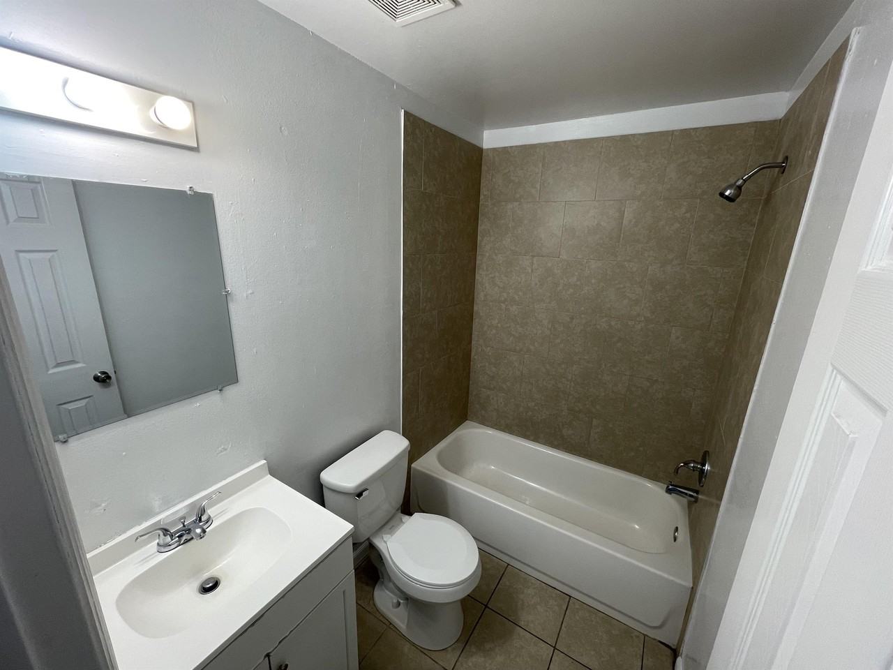 Ernest Dr - Photo 3 of 8