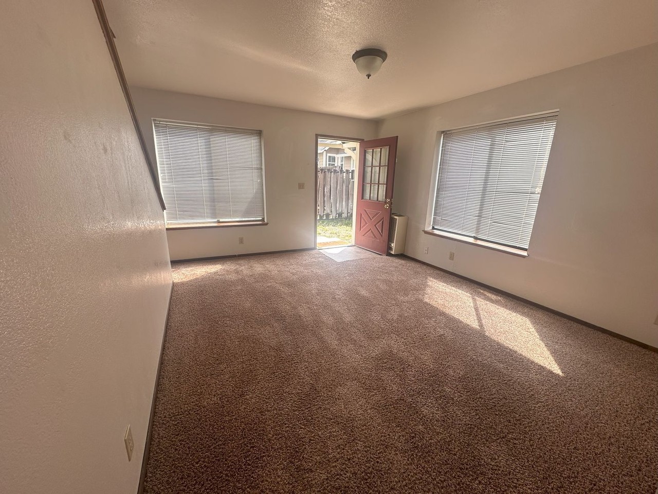 304 Richmond Rd #B - Photo 4 of 13