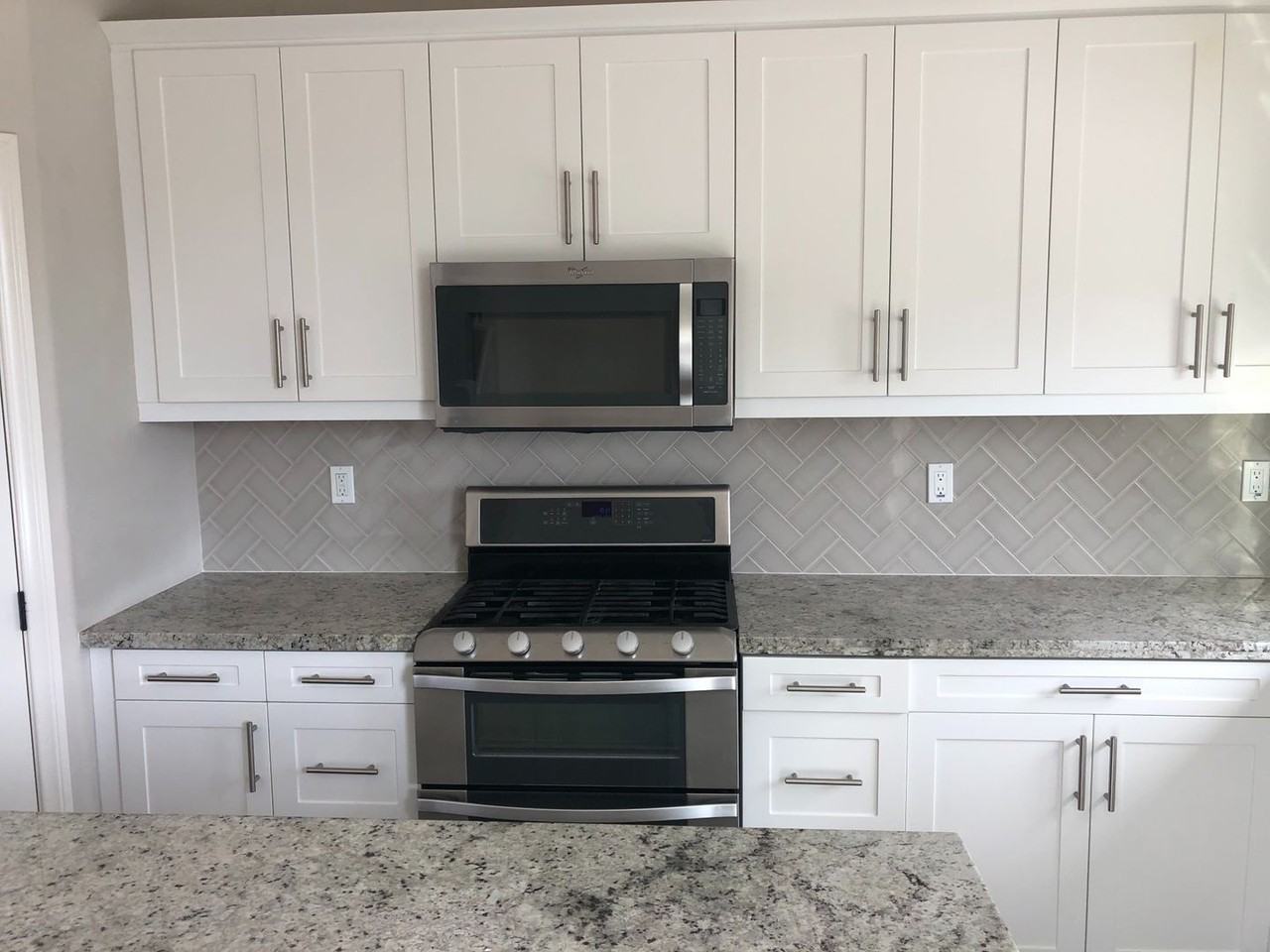 16353 Veridian Cir - Photo 3 of 17