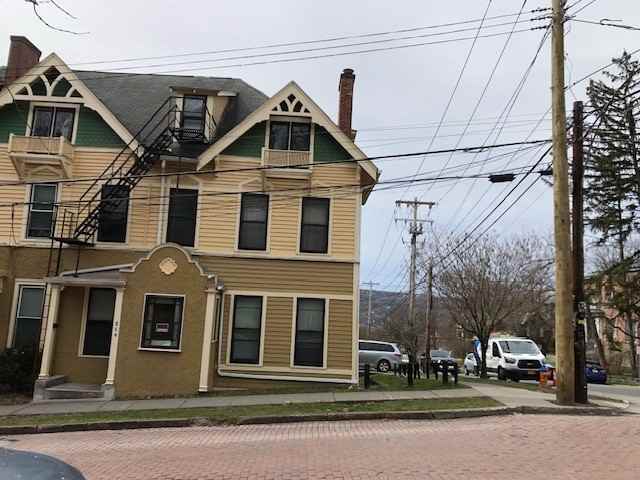 214 Stewart Avenue - Photo 4 of 5