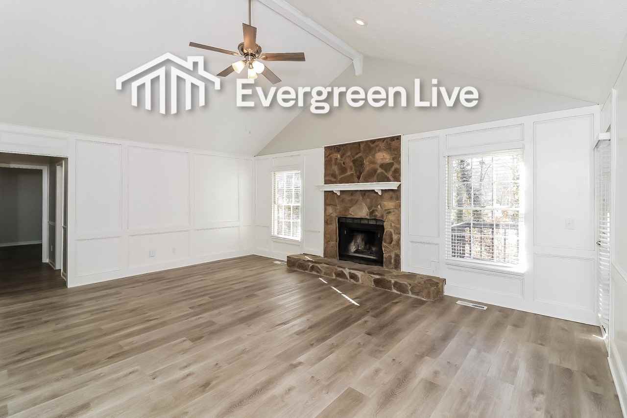 5040 Waterford Dr Sw - Photo 7 of 22