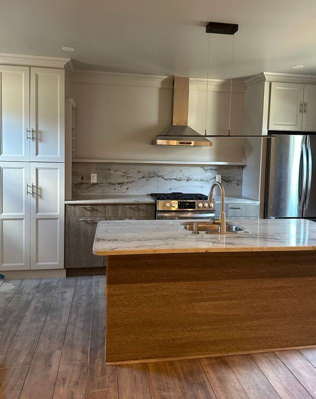 124 W Franklin St - Photo 3 of 12