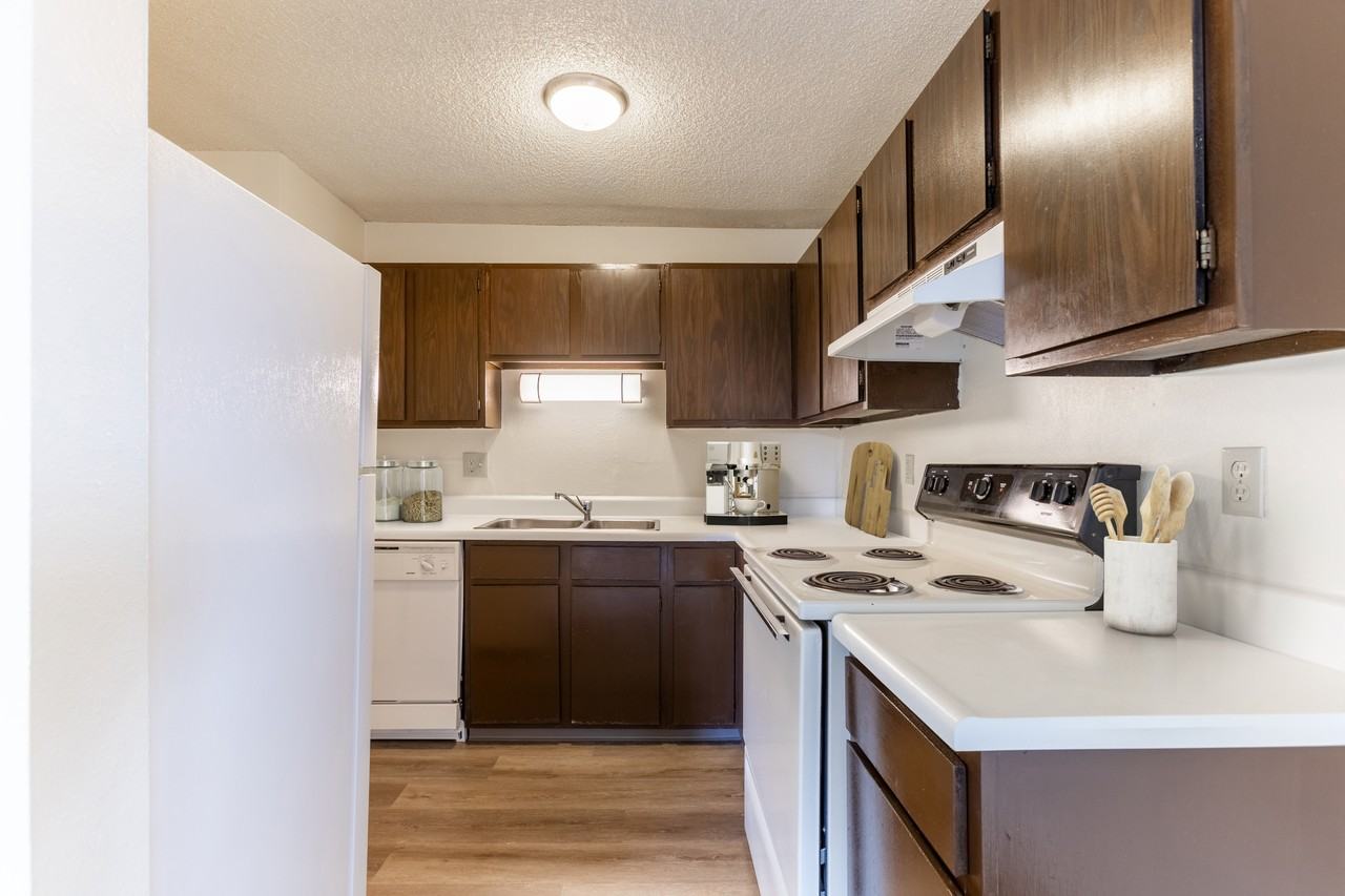 Candlewood Apartments - Photo 2 of 149