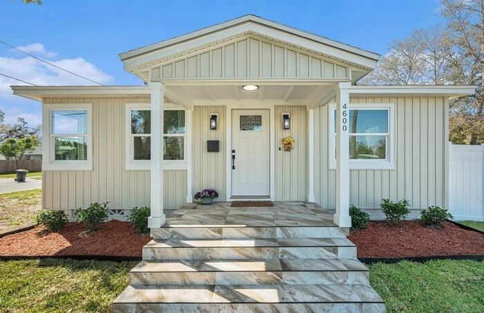 4600 21st St N - Photo 2 of 27