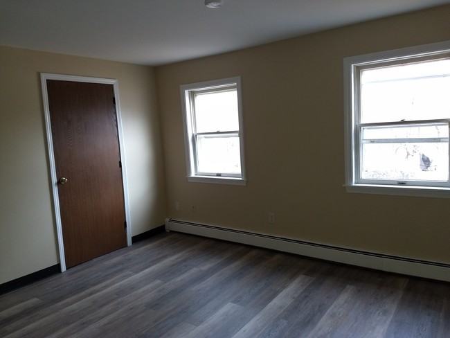 609 Ocean Ave #24 - Photo 4 of 9