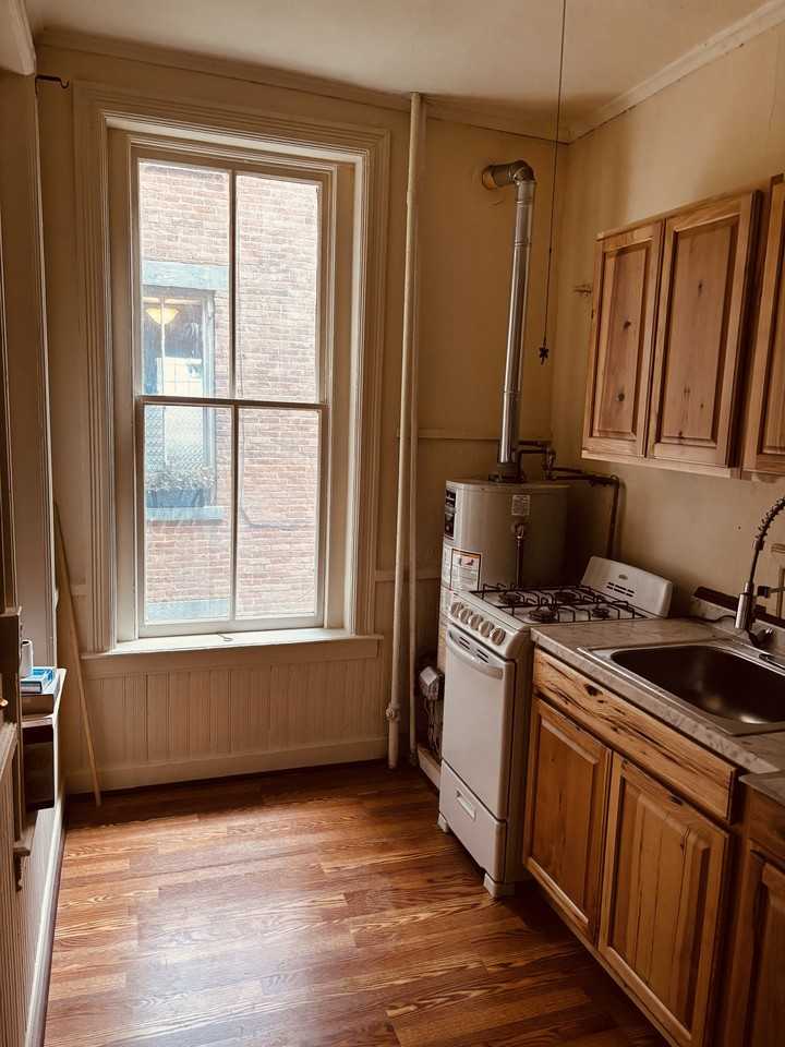 17 Elm St #9 - Photo 6 of 13