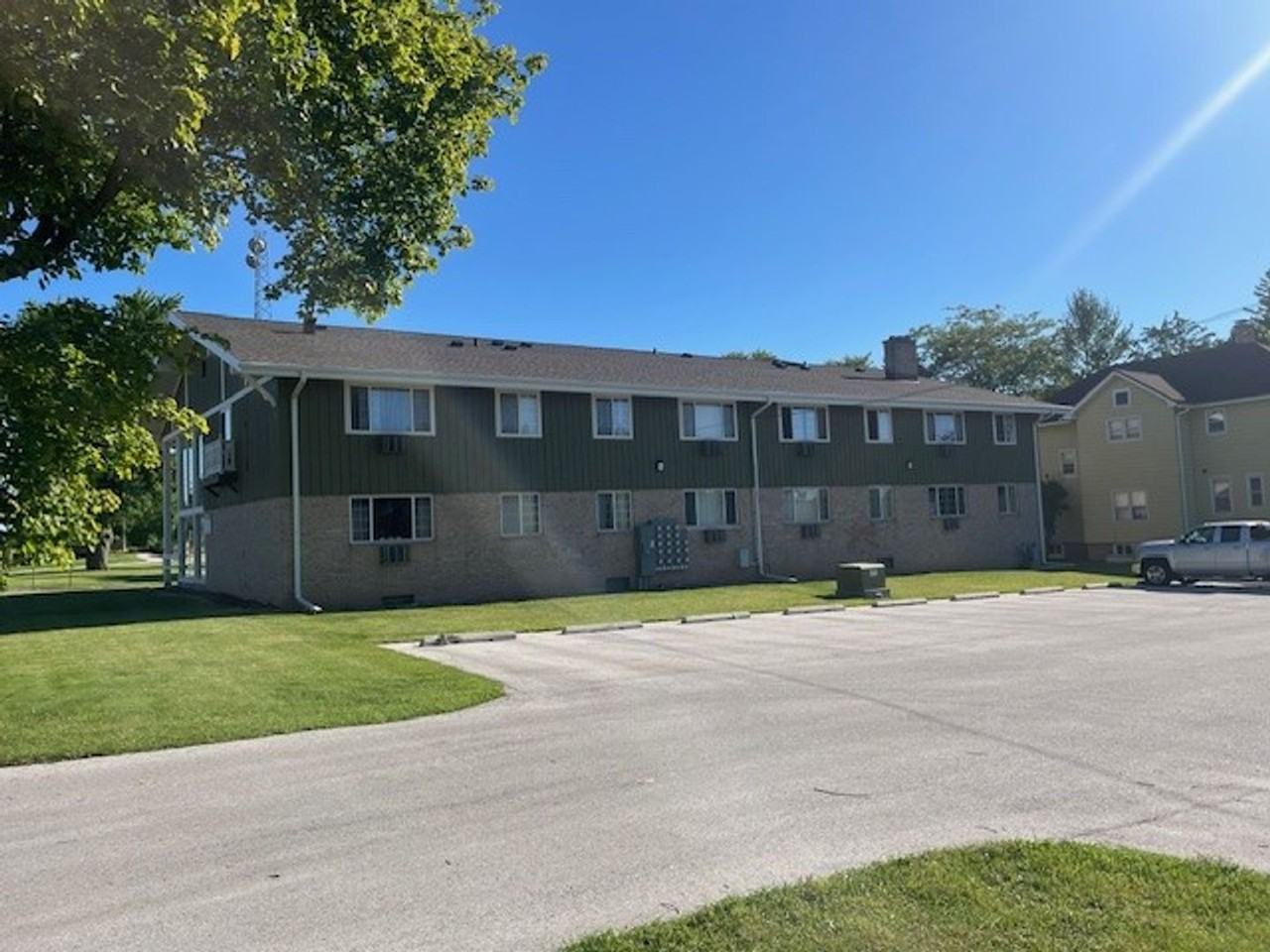 August Management presents the Imperial House - Photo 7 of 50