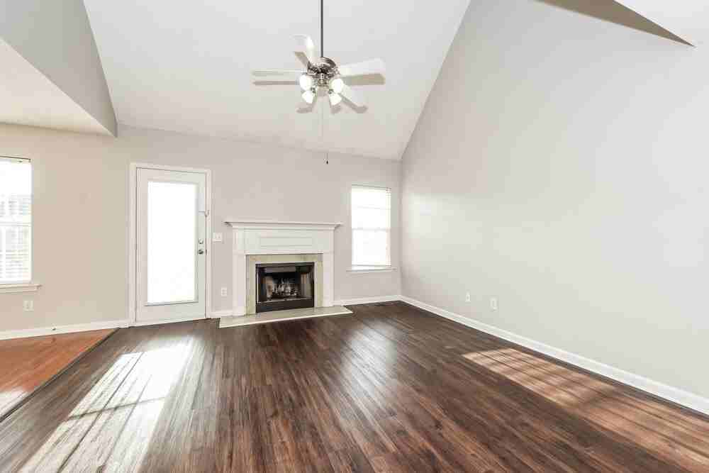 4032 Pineorchard Pl - Photo 4 of 17