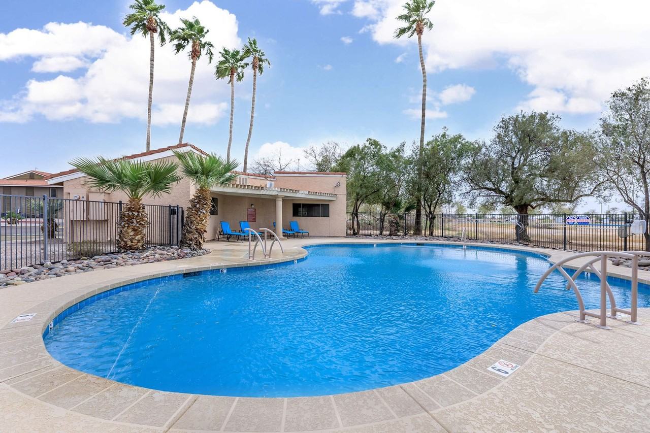 Williams Gateway Apartments - Photo 3 of 17