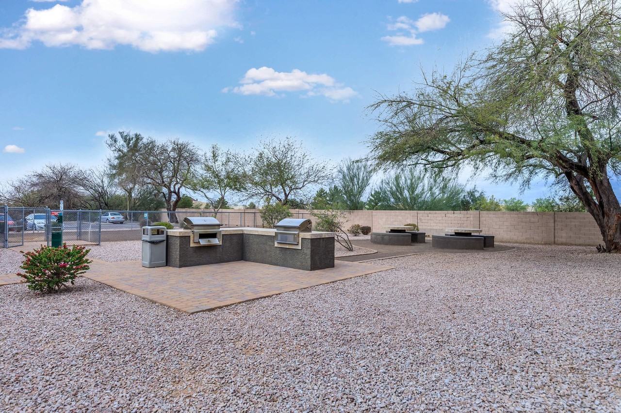 Williams Gateway Apartments - Photo 7 of 17