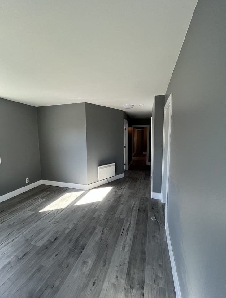 998 996-998 Riverside Drive - 998 #998 - Photo 5 of 11