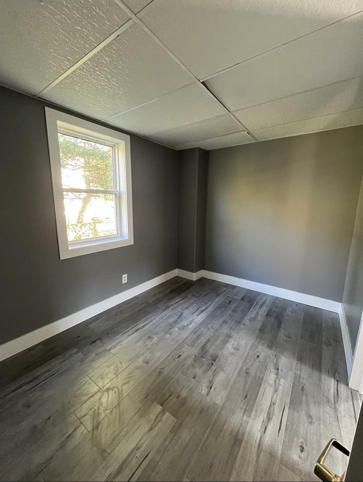 998 996-998 Riverside Drive - 998 #998 - Photo 6 of 11