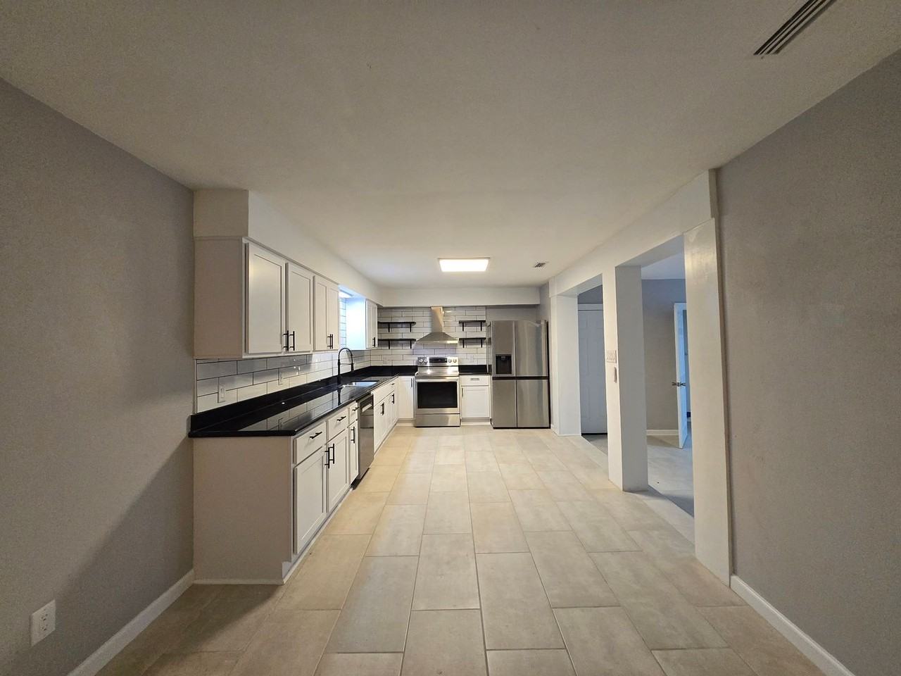 3608 Nw 22nd Pl - Photo 3 of 23