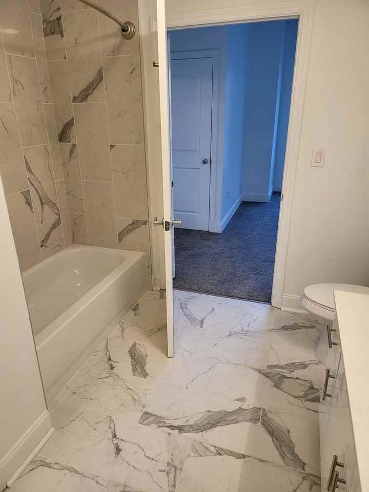 Encore - Photo 3 of 27