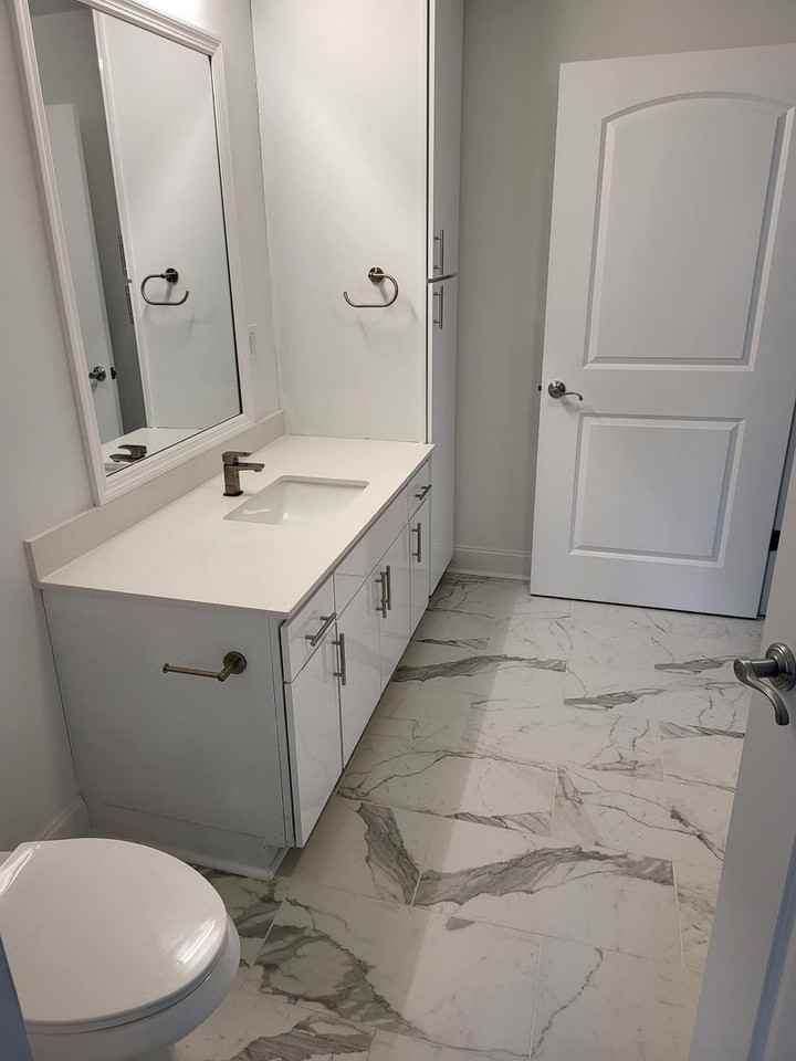 Encore - Photo 4 of 27