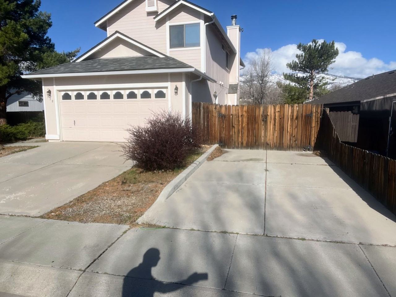 998 Shadow Lane - Photo 3 of 16