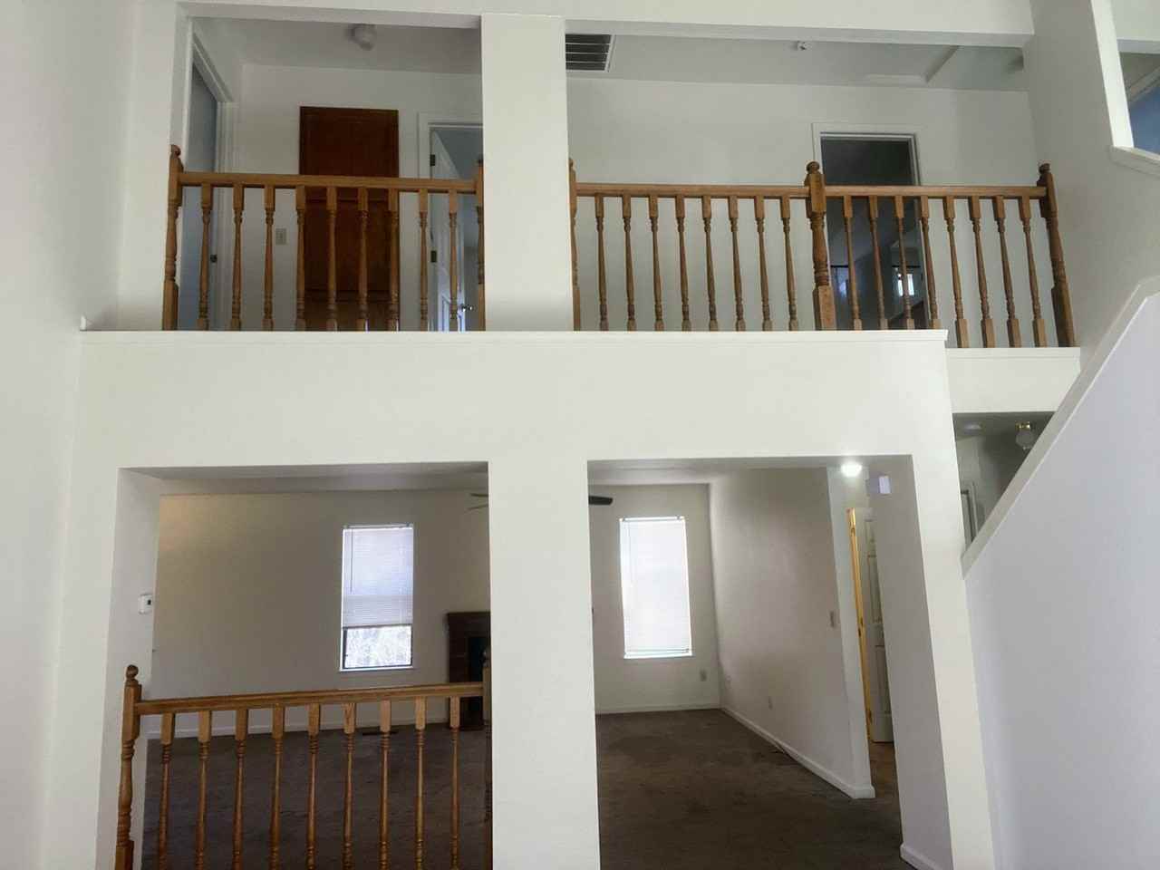 998 Shadow Lane - Photo 6 of 16