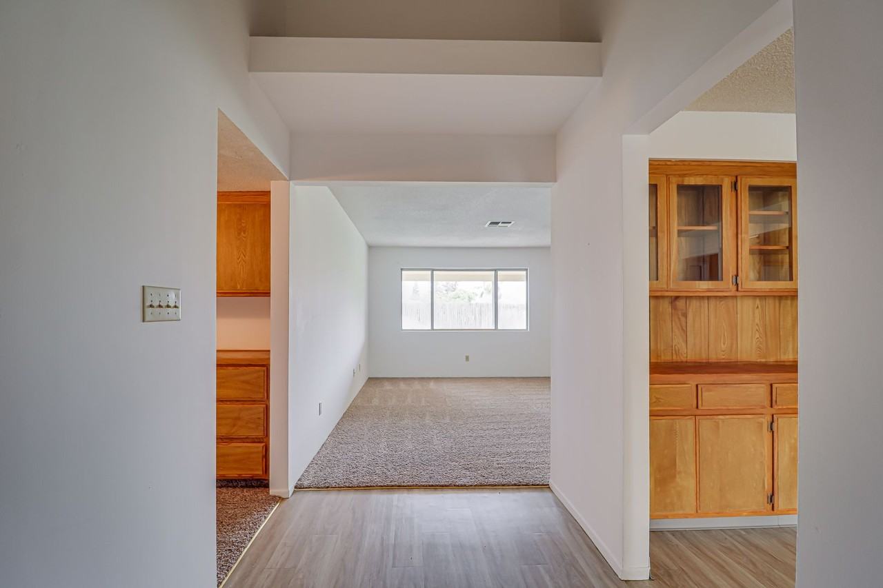 3604 Woodstead St - Photo 3 of 26