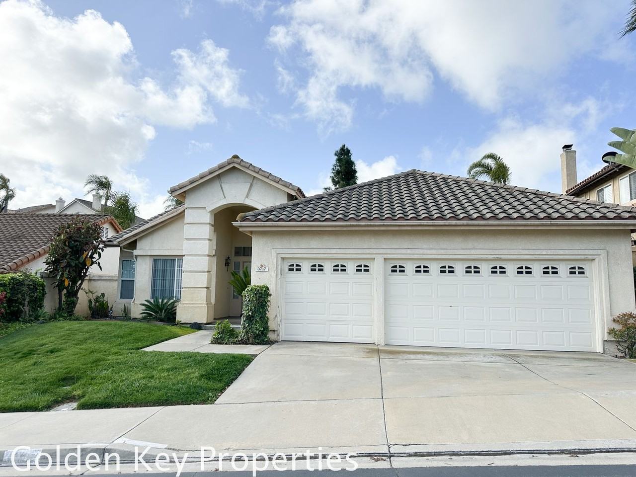 3717 Southridge Way - Photo 2 of 27