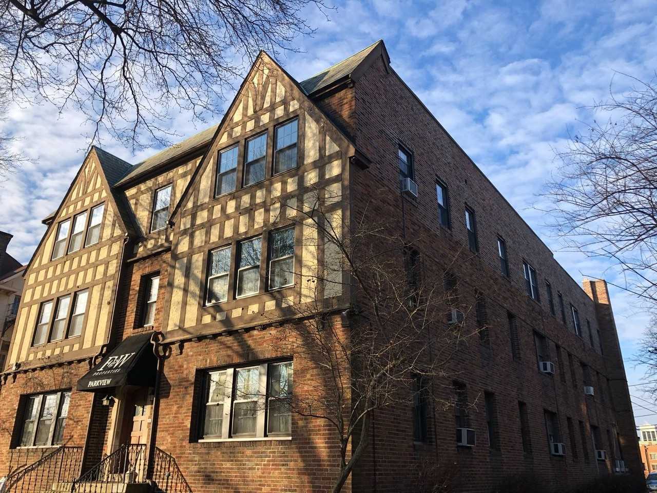 55 Hamilton Park - Photo 3 of 37