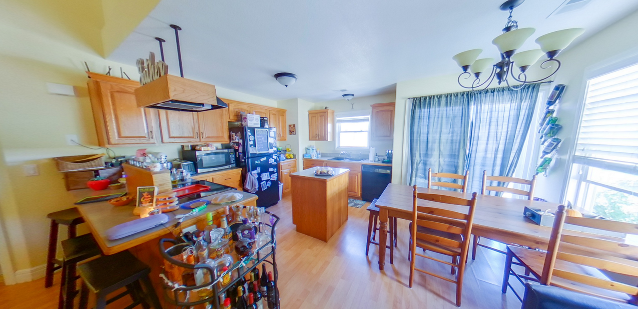 603 Harland Dr - Photo 2 of 10