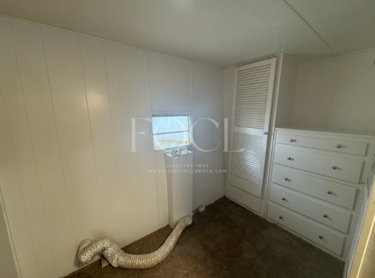 5515 E County Road 6550 - Photo 6 of 7