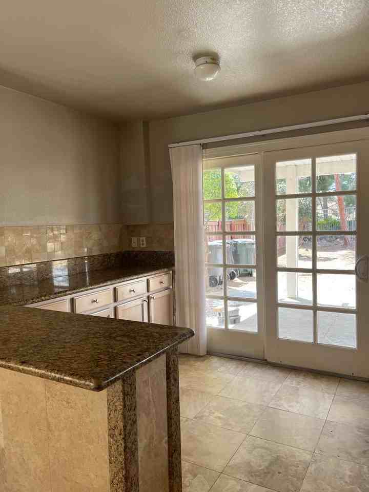 43021 Calle Jeminez - Photo 3 of 14