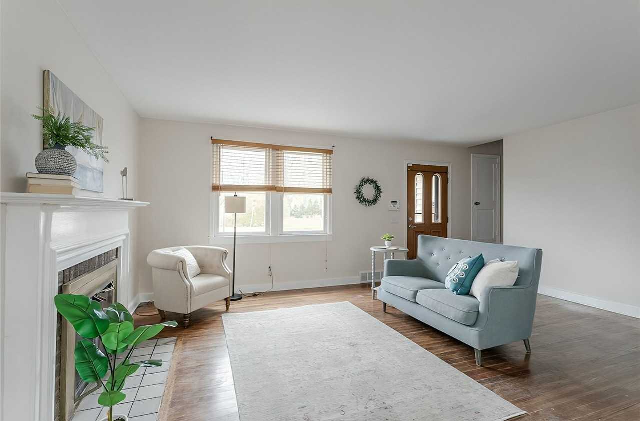 205 Lattimore Rd - Photo 7 of 15