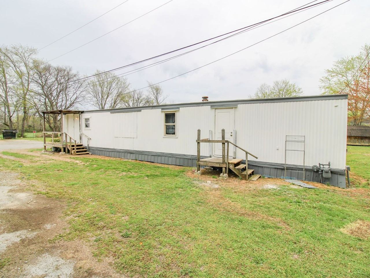 9 Simpson Rd - Photo 2 of 2