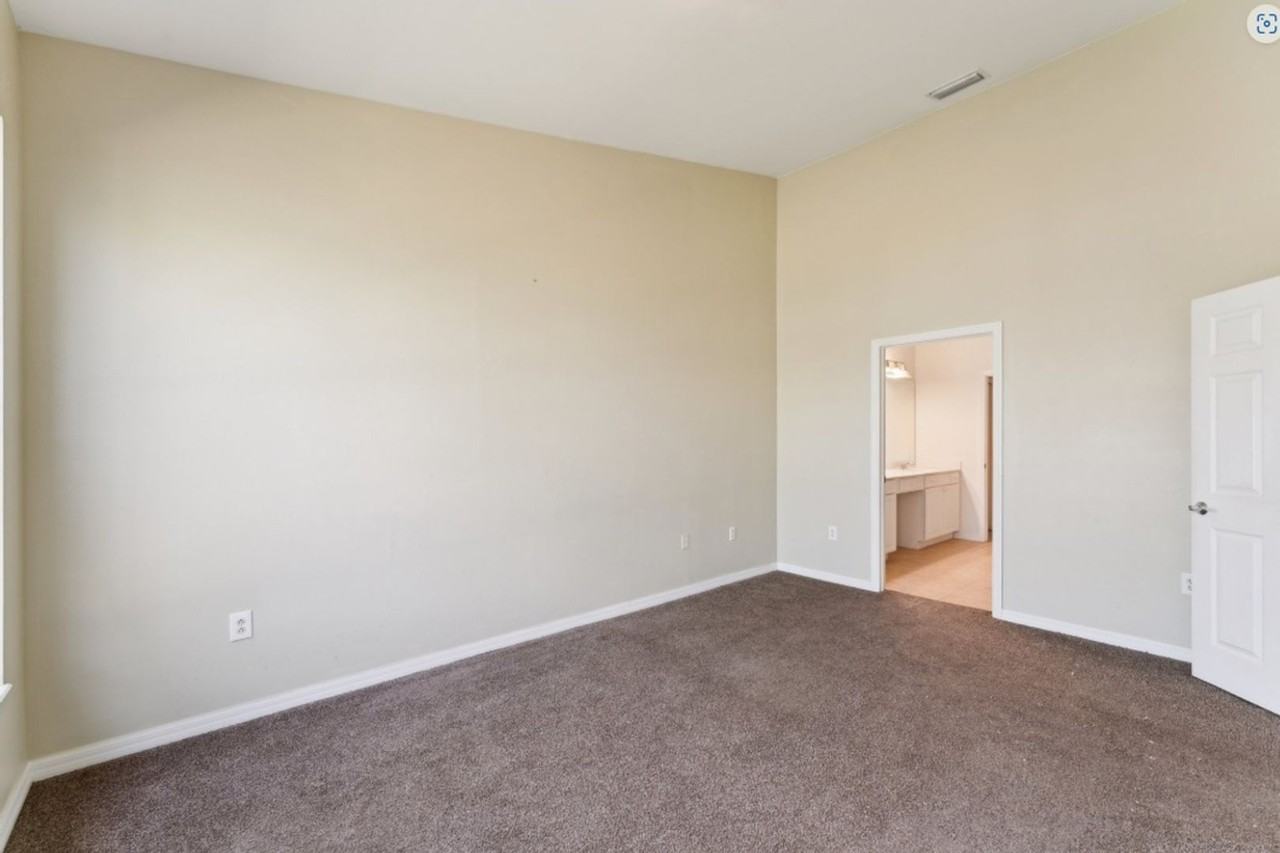 11640 Marino Ct - Photo 7 of 20