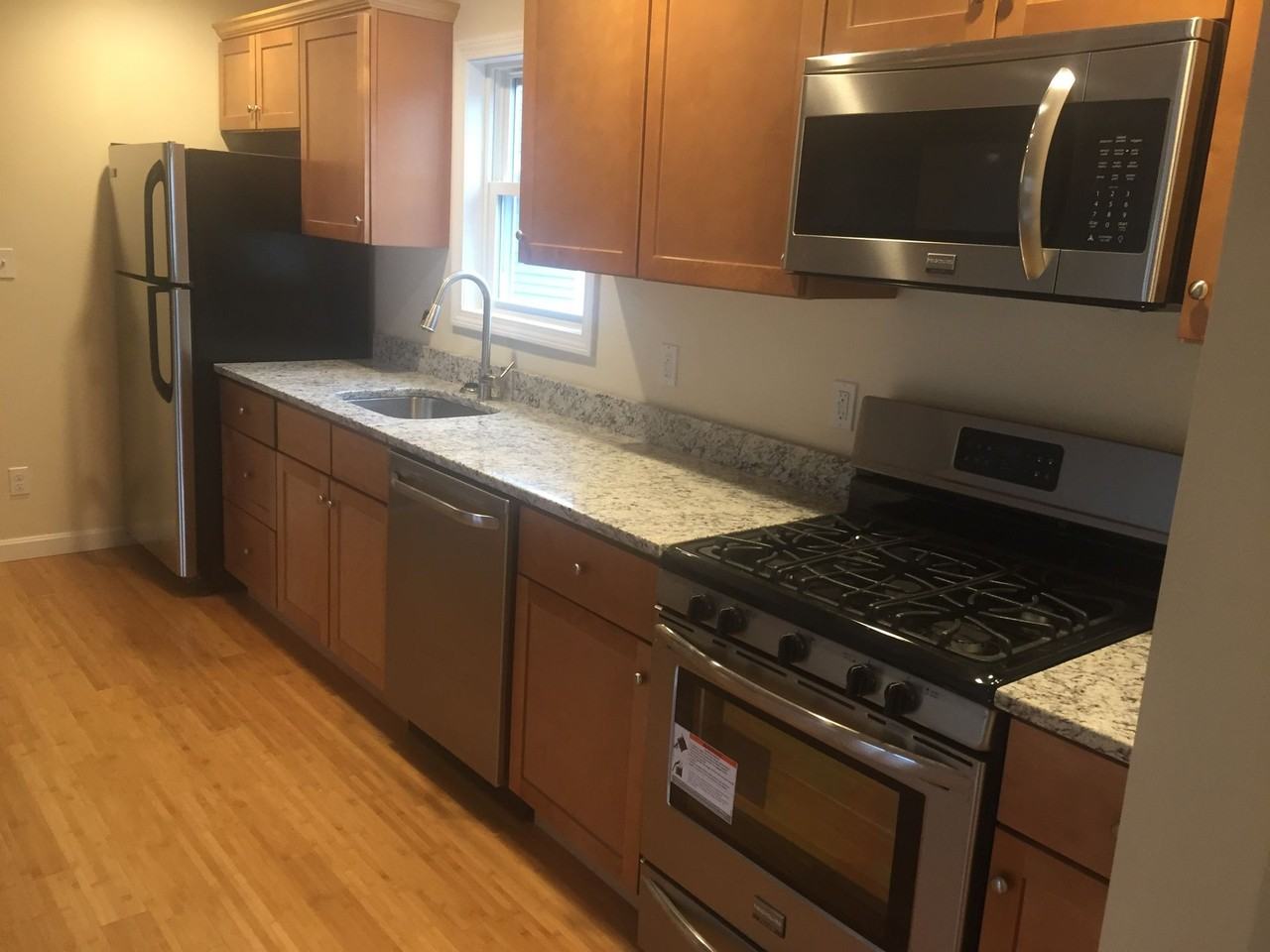 638 Haverhill - Photo 3 of 7