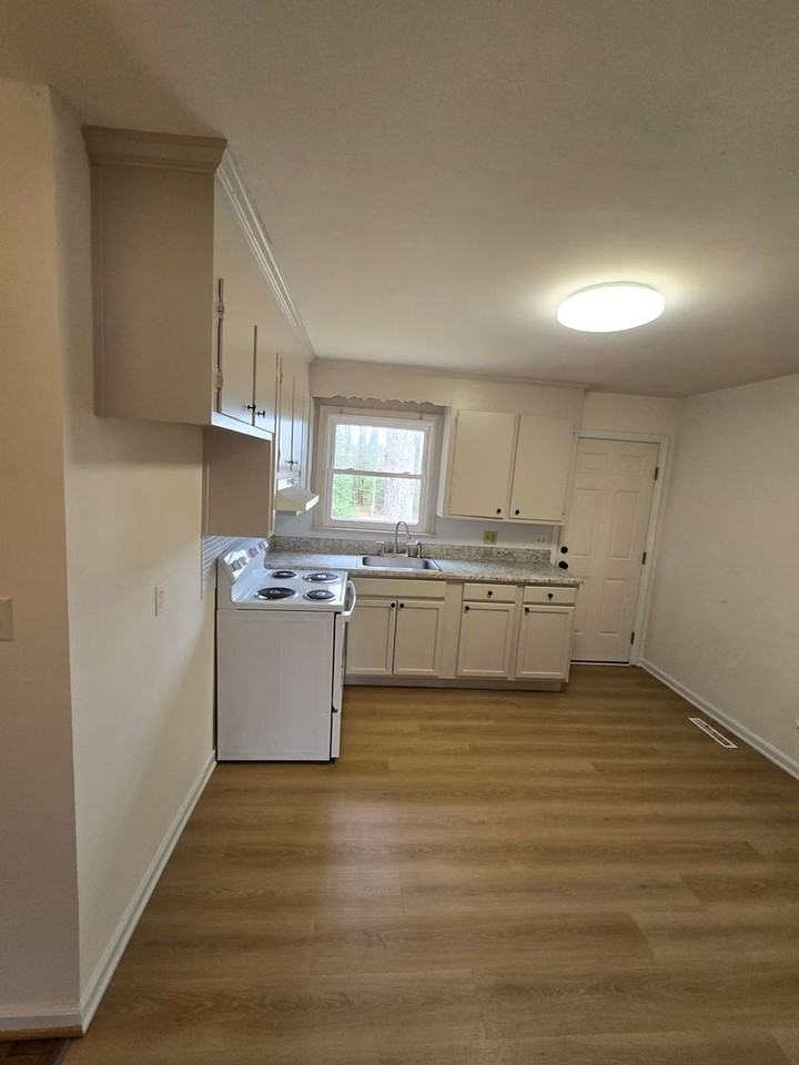 15717 S Crater Rd - Photo 5 of 22