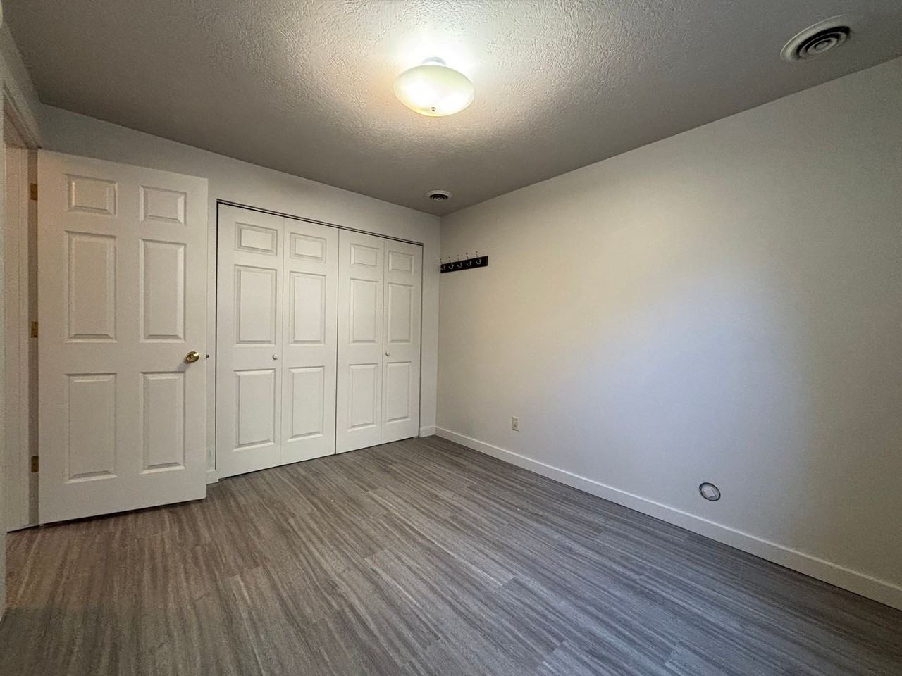 1806 S Willson Ave - Photo 4 of 6